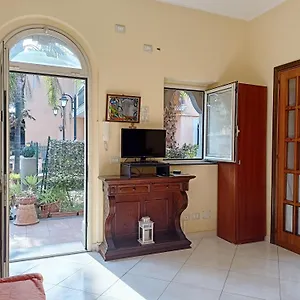  Villa Linda